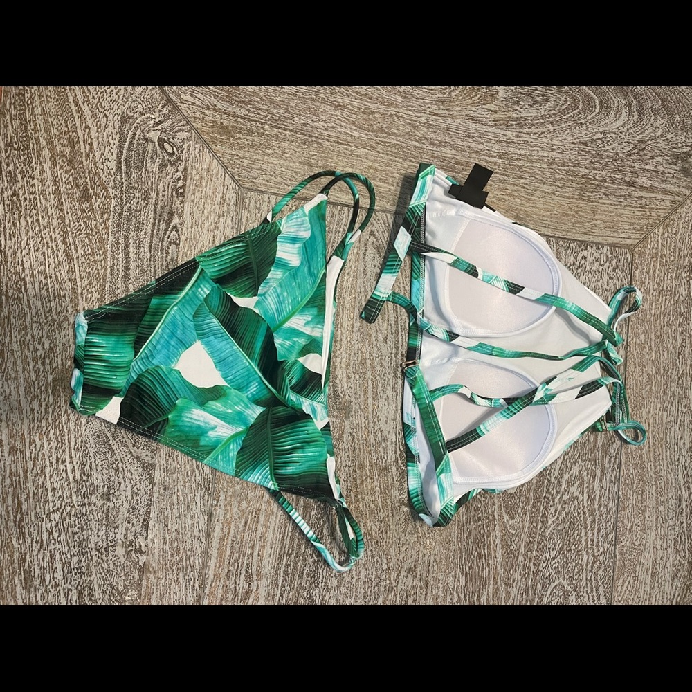 High neck bikini